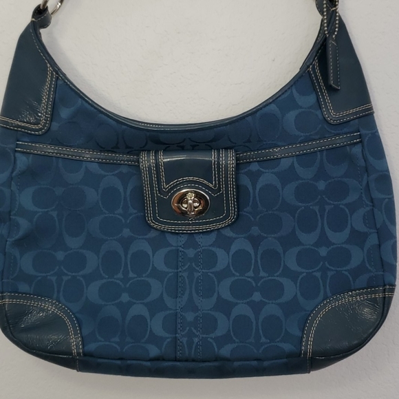 NWT Coach Hampton signature hobo - Picture 2 of 8